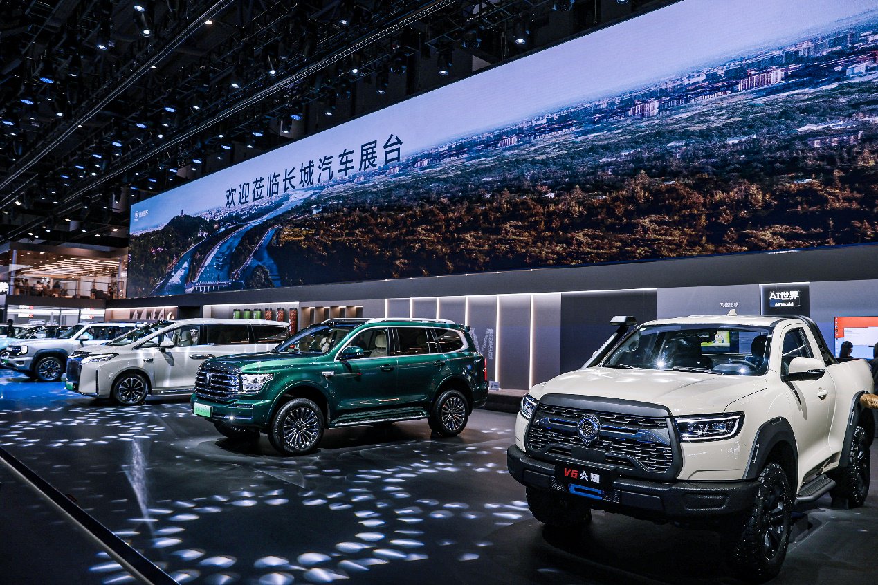与用户同行、集结六大品牌 长城汽车登陆2025成都车展