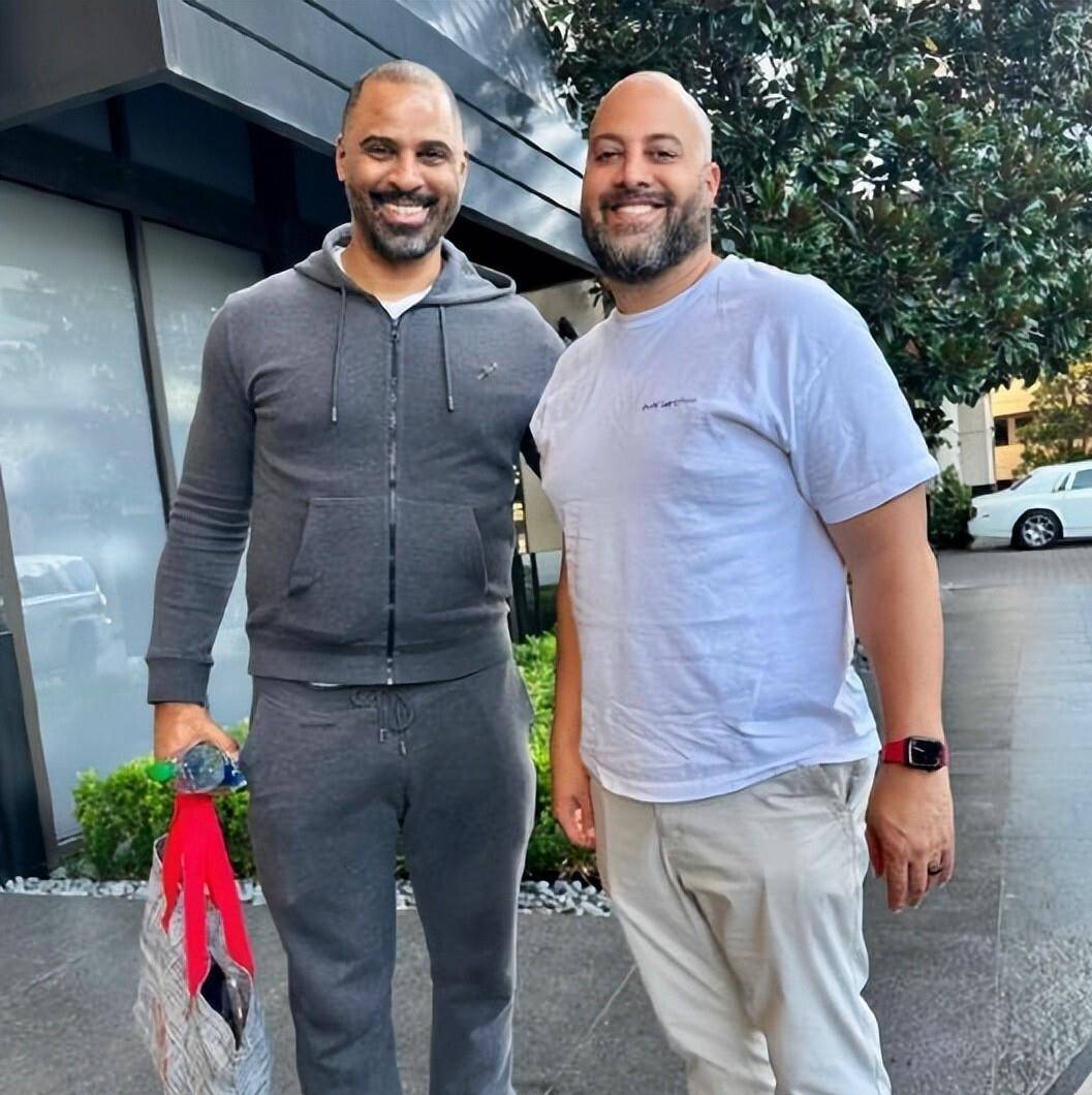 火箭1.9亿豪阵成型!14人名单暗藏玄机，薪资空间发挥到极致