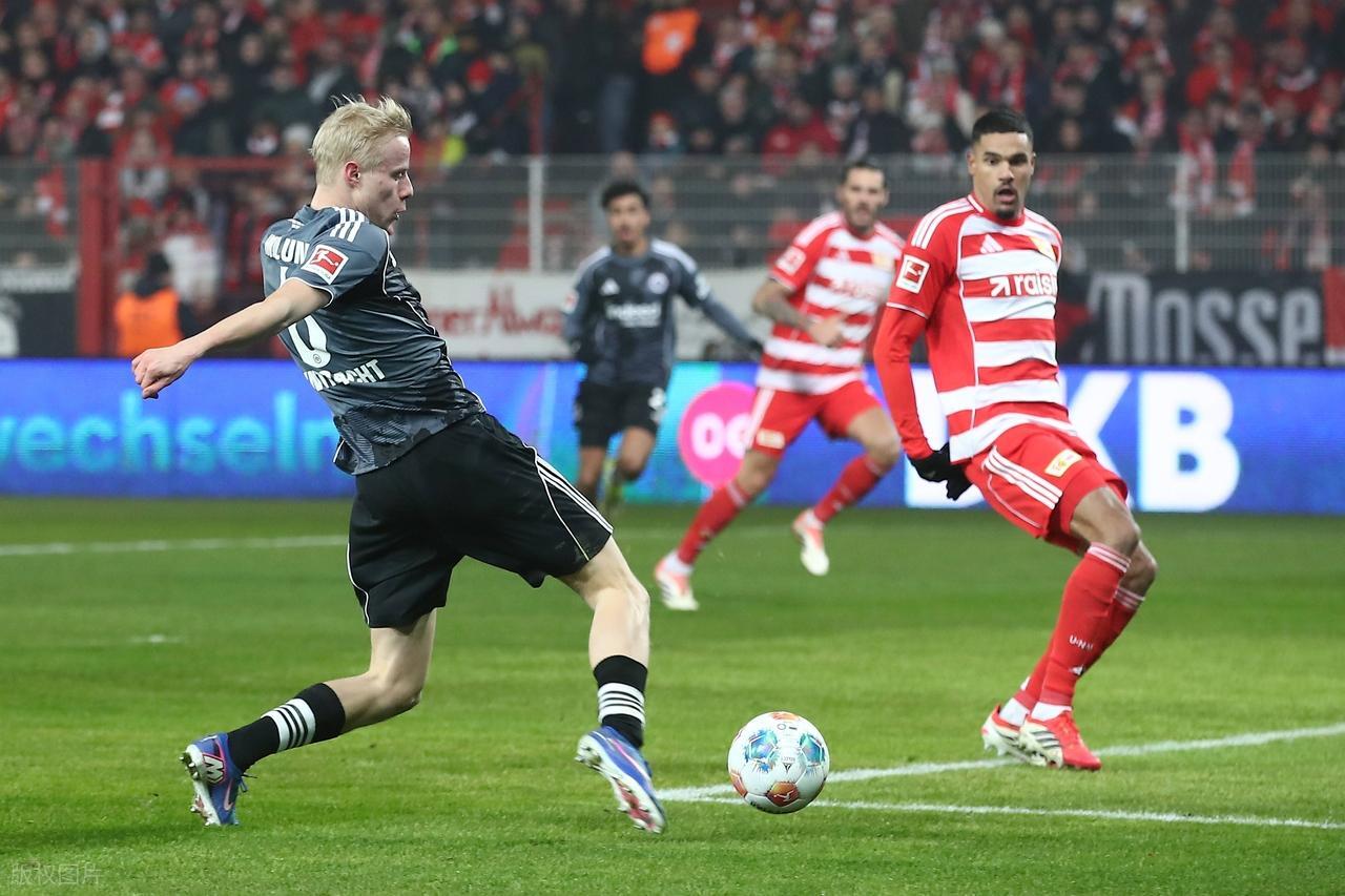 随着法兰克福1-1,德甲最新积分榜出炉