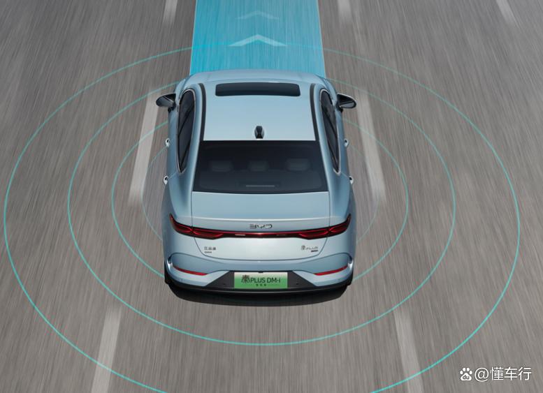 比亚迪天神之眼与特斯拉视觉智驾对比,都有哪些优势?