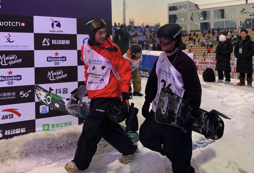 【冰雪】新赛季四项国际大赛崇礼开启，谷爱凌和苏翊鸣踏上冬奥征程