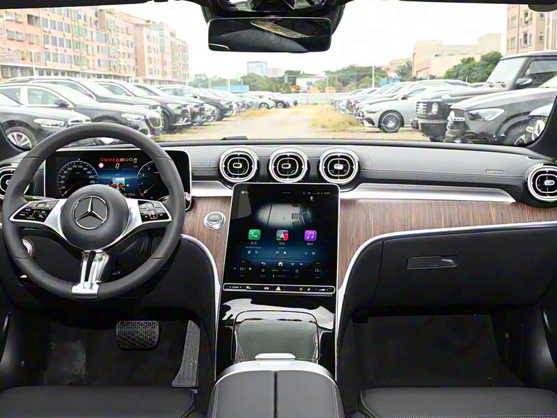 2026年买奔驰C级落地价是多少?