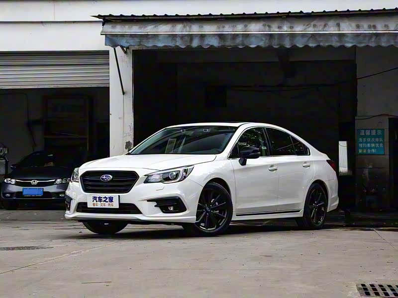 哪款轿车在雨雪天表现最佳