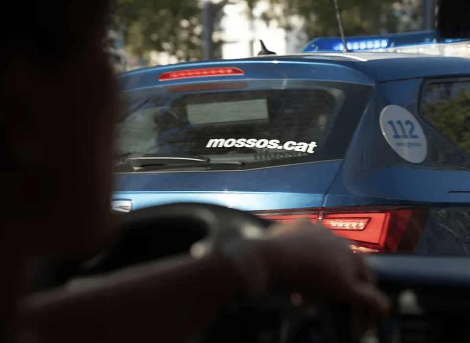 亚马尔卷入强奸案！巴萨外租天才的兄弟在他家涉嫌性侵 警方已介入