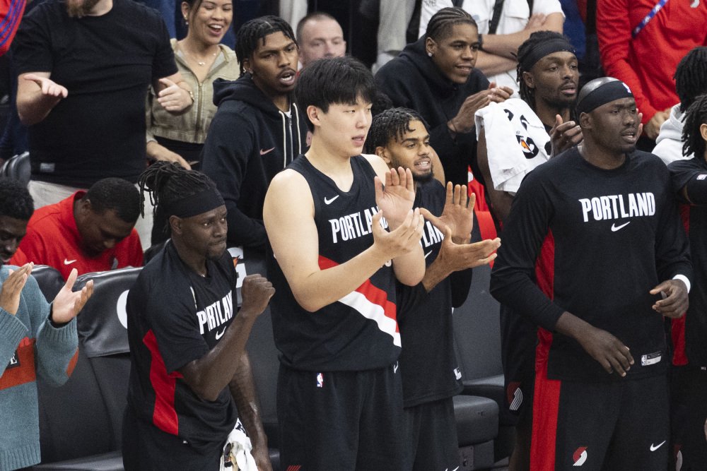 手感一般！杨瀚森替补登场5分钟4中1得到2分1篮板