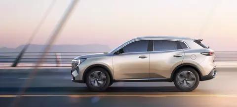 家用SUV的新选择：第四代长安CS55 PLUS和丰田锋兰达怎么选？