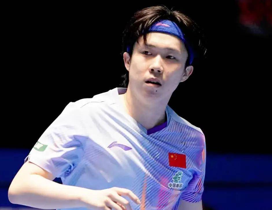 王楚钦横扫最大黑马,没想到现场一直闪光灯干扰,再战张本智和_张佑安_比赛_决赛