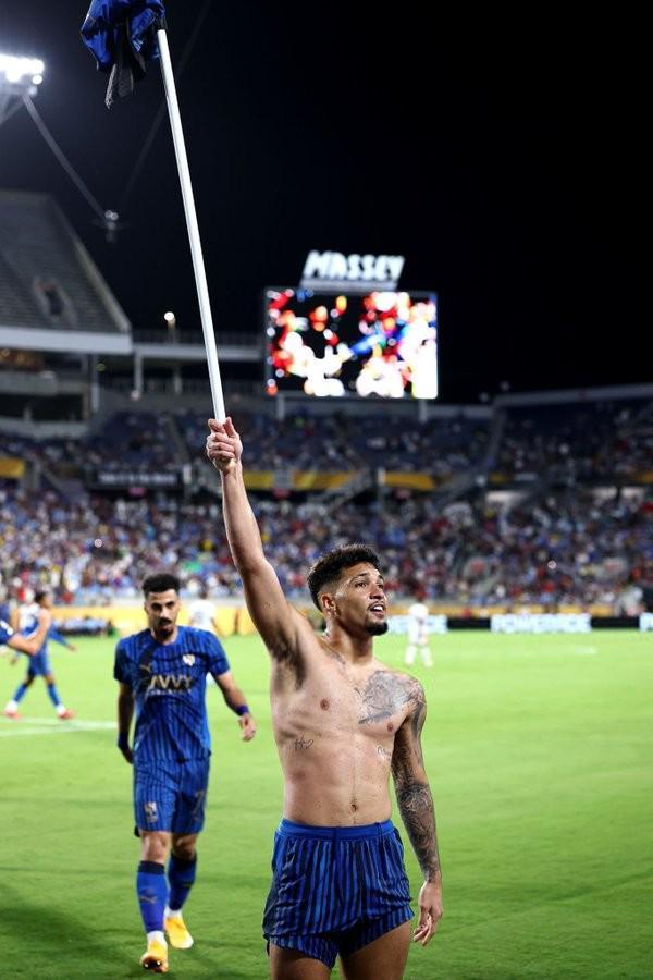 莫雷托:马竞有意租借马科斯-莱昂纳多,正在与新月谈判