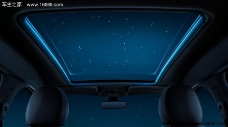 玩全不同 东风标致2008全景天幕玻璃顶