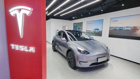 特斯拉FSD来了，开启智能驾驶新体验