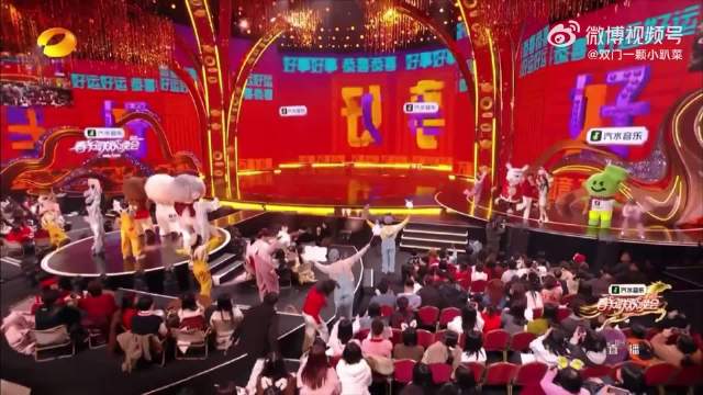 何炅回应嗓子沙哑称系工伤，湖南卫视春晚连唱致声带疲劳