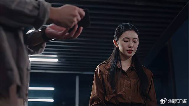 对付小贼就该这样，姑娘这招太解气了