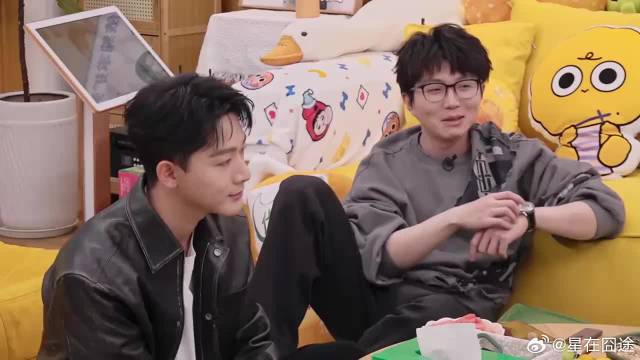 张晚意对自己演技太谦虚，毛不易吐槽李雪琴：看看人家！