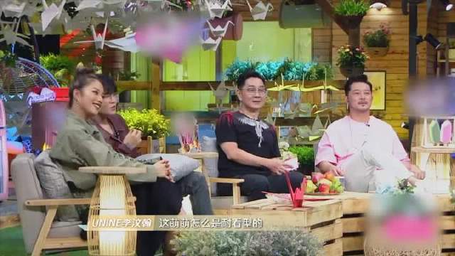 李汶翰喜欢会撒娇的女生？看到韩萌撒娇表示：心都要化了