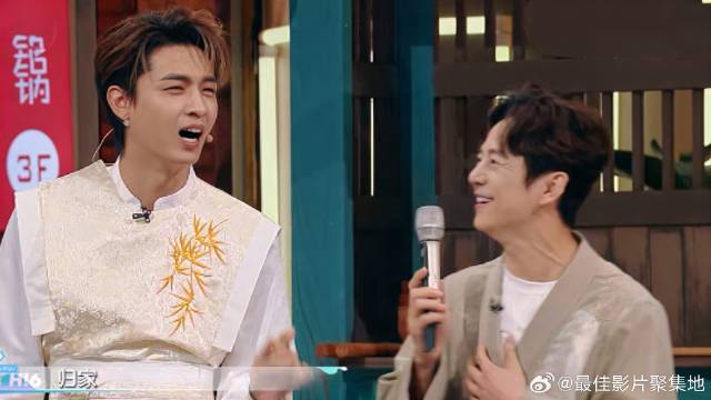 千万别让秦霄贤唱粤语，看完他的操作，何炅笑喷了！