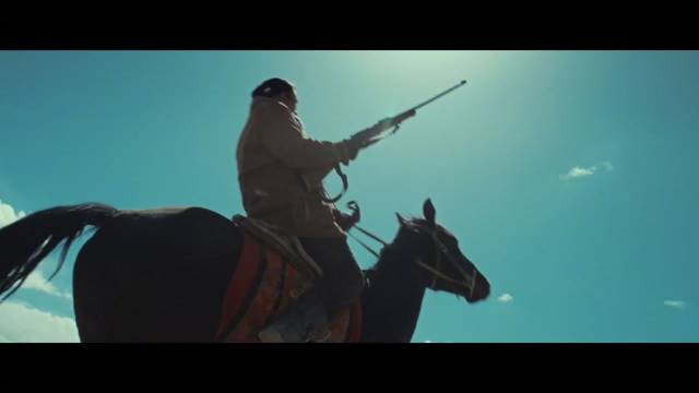 张勤勤骑马挥鞭教训白及，杨紫梅婷新剧《生命树》北京卫视热播