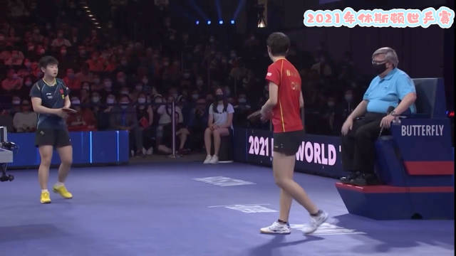 孙颖莎王曼昱亮相体育大拜年活动