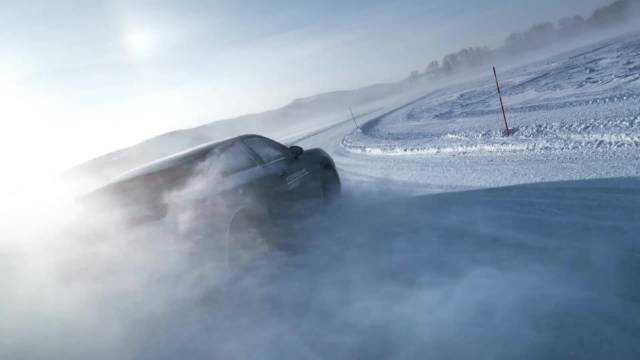 保时捷雪地漂移，太帅了！