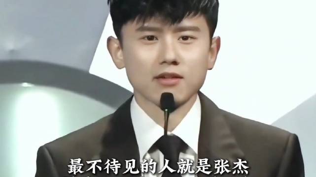 薛之谦竟公开内涵张杰，两人之间究竟有何恩怨情仇