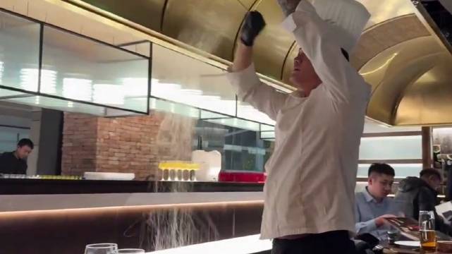 这才是真正的拔丝地瓜