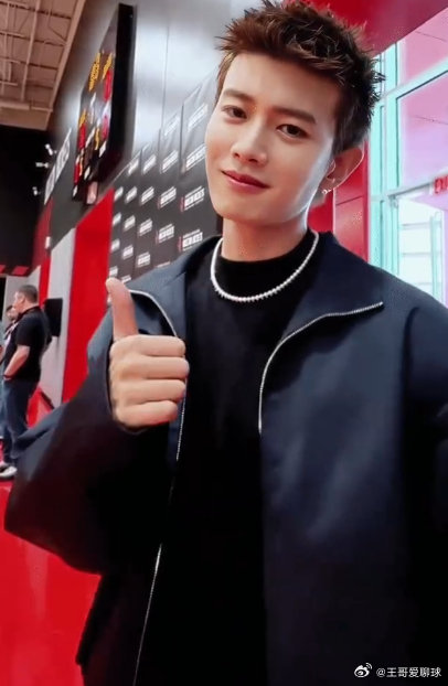 任嘉伦在NBA新春夜的表演具体包含哪些节目和亮点？