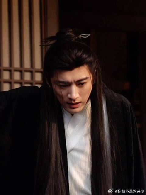 快救救璟和吧，他已经碎了