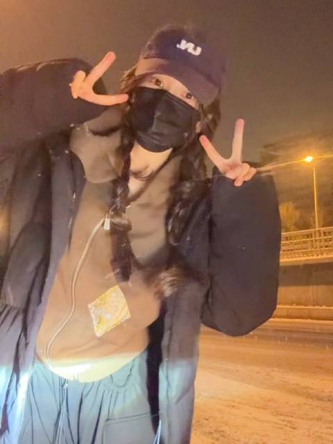 “不清晰的回忆看不透也看不清 你会越来越好 ”