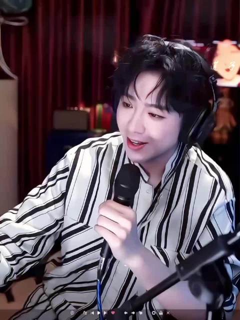 刘宇宁两度回应绯闻态度迥异，直播调侃热巴却对宋祖儿绯闻沉默