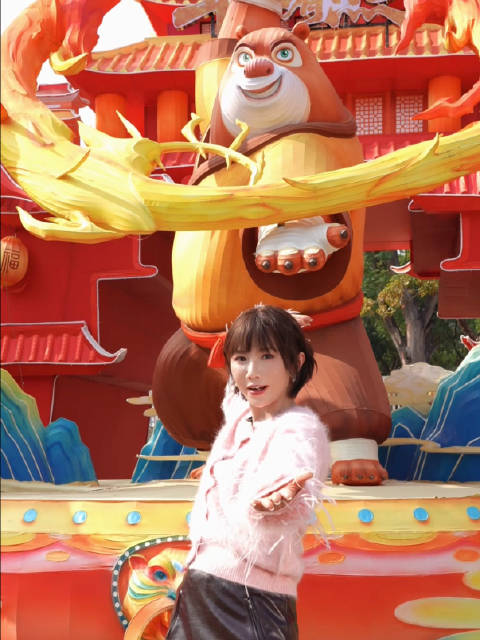 2026粤港澳大湾区灯会联动熊出没电影，萌趣灯组贺新春