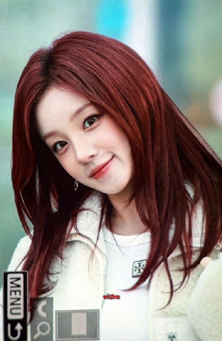 宋雨琦以什么造型出发参加纽约时装周并登上了热搜？