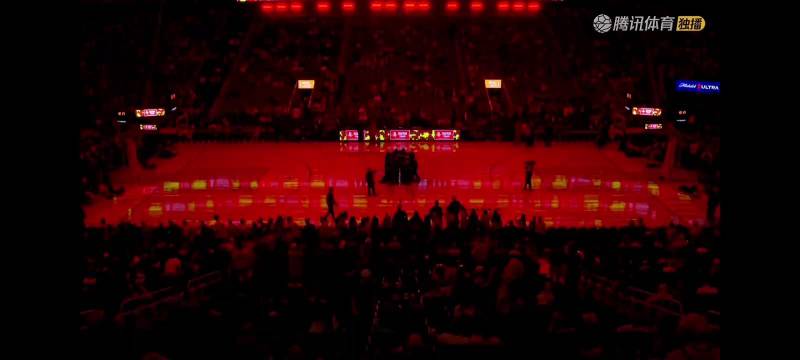 足以看出嘉伦对火箭的热爱了，这次到底收到了多少球衣啊