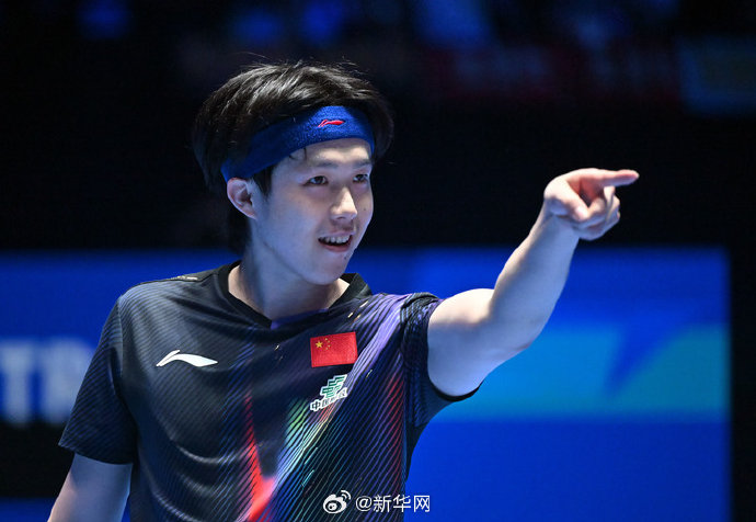 王楚钦4-2逆转张本智和卫冕亚洲杯