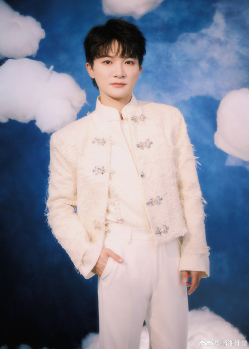 为什么周深会被业内称为晚会的“安全牌”和“品质保障”？