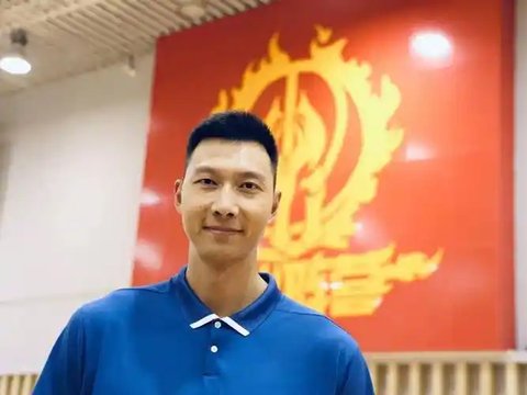 恭喜广东，易建联回归，重返球场，新岗位曝光，朱芳雨期待