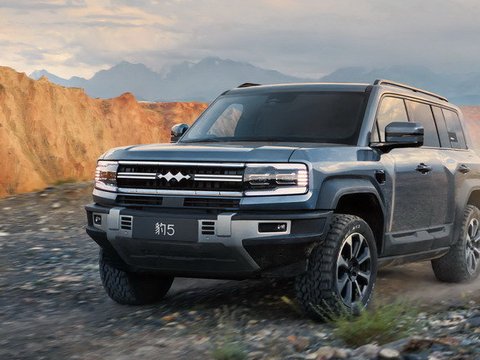 冬季通勤路上“开天眼”：解析豹8红外夜视与华为智驾的极致安全