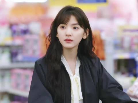 大街上的流浪汉成了情敌，校草终于坐不住了 难哄白敬亭章若楠