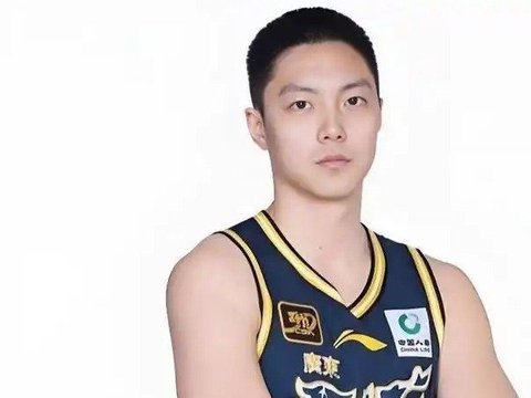 正式退出，胡明轩无缘集训？和郭艾伦带货，官宣决定，郭士强批准