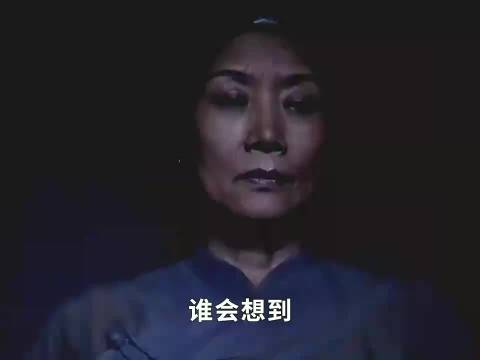 走向共和：慈禧夜宿山神庙，李莲英和小德张抢茅草，你看懂了吗？