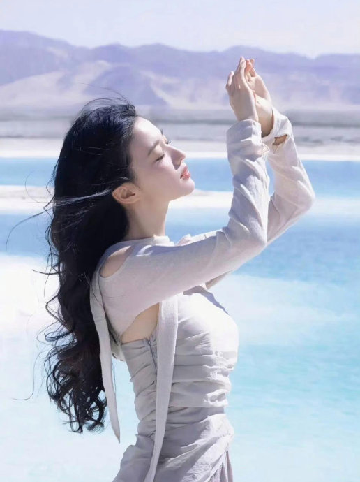 王楚然在《清平乐》中饰演的张贵妃，有哪些经典场面让观众印象深刻？