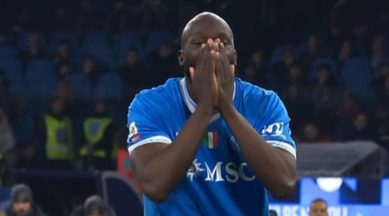 卢卡库16步小碎步射偏，那不勒斯点球7比8负科莫