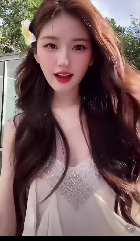 赵露思手势舞营业的灵魂，这方面她都能算鼻祖了