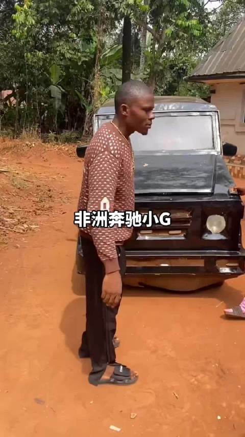 纯手搓？改装车还得是黑哥们……听声音可能是三蹦子改的