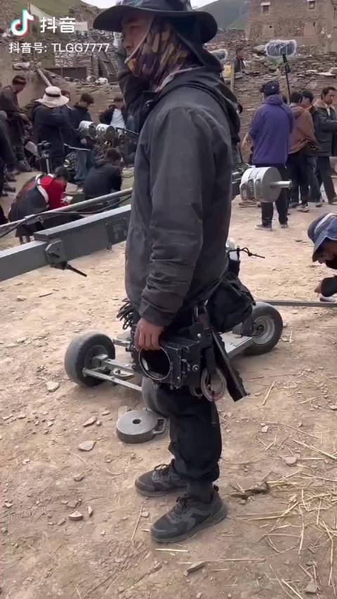 胡歌新剧再现可可西里往事，为当年好人发声