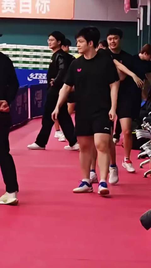 没看到过的视频，可可爱爱的东儿！