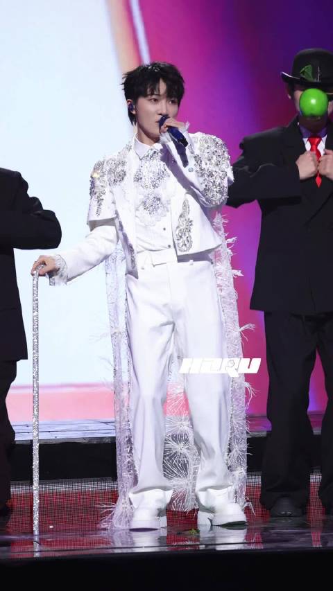 好愉悦好丰富的舞台！周深真的每一次舞台都有新惊喜！