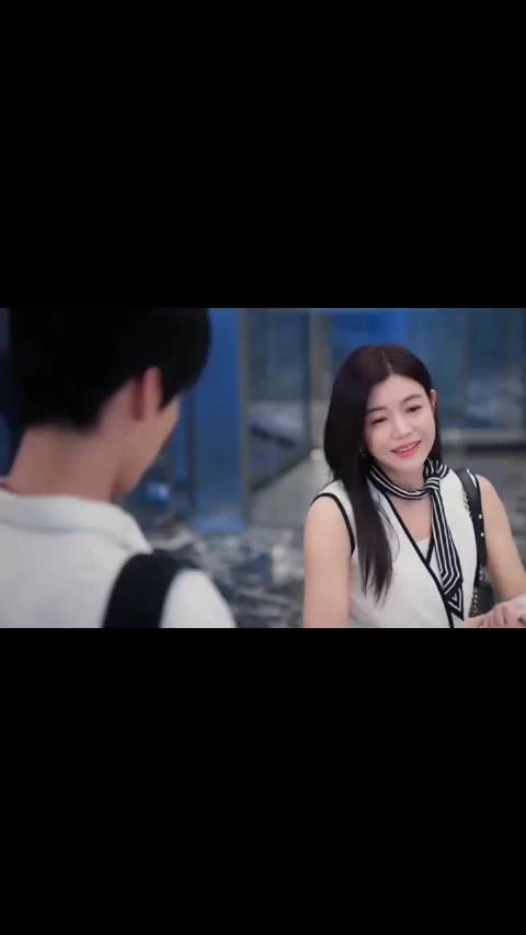 李雾茶艺引热议，周柯宇陈妍希新剧受关注