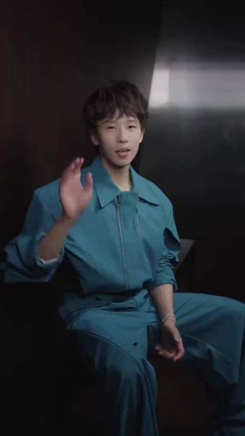 林高远登ELLEMEN二月刊封面，诠释时间哲学