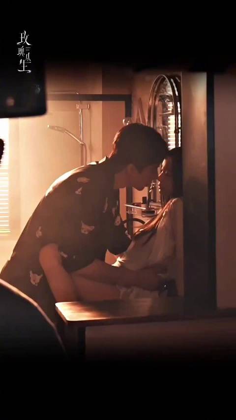 刘宇宁王子文主演的《玫瑰丛生》定档流程走起来了