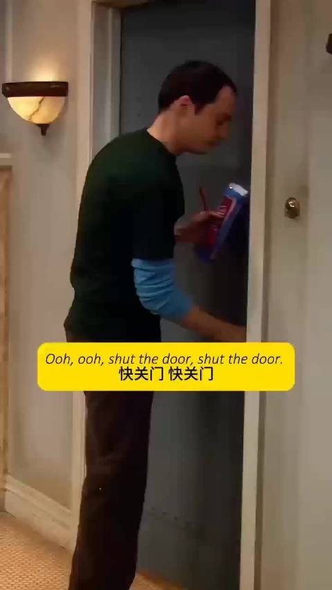 佩妮：引擎检修灯还好着呢 现在还闪呢