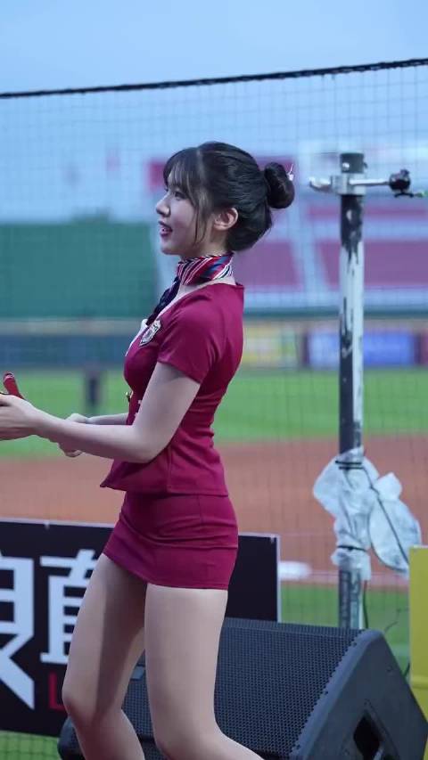 啦啦队才是最懂观众的